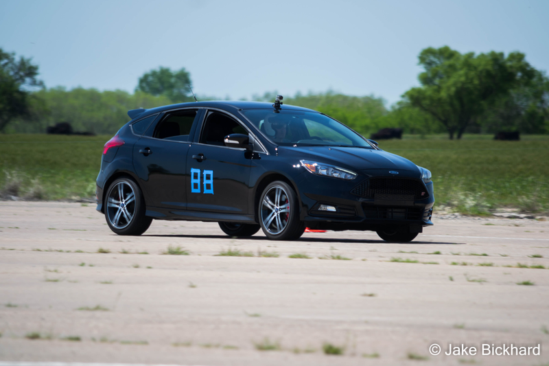 Illustration for article titled Huge Juicy Autocross Photodump